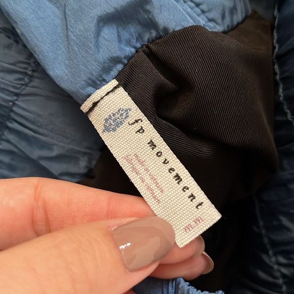 FP Movement Women's The Way Home Shorts in Blue size medium - Picture 9 of 11